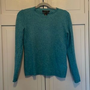 100% cashmere Tahari crew neck sweater
